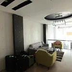 Diamond Suite Central
